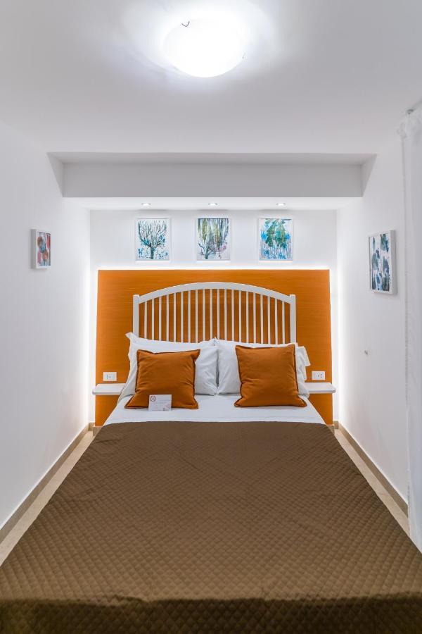 Mama Tita Rooms And Breakfast Palermo Exterior foto