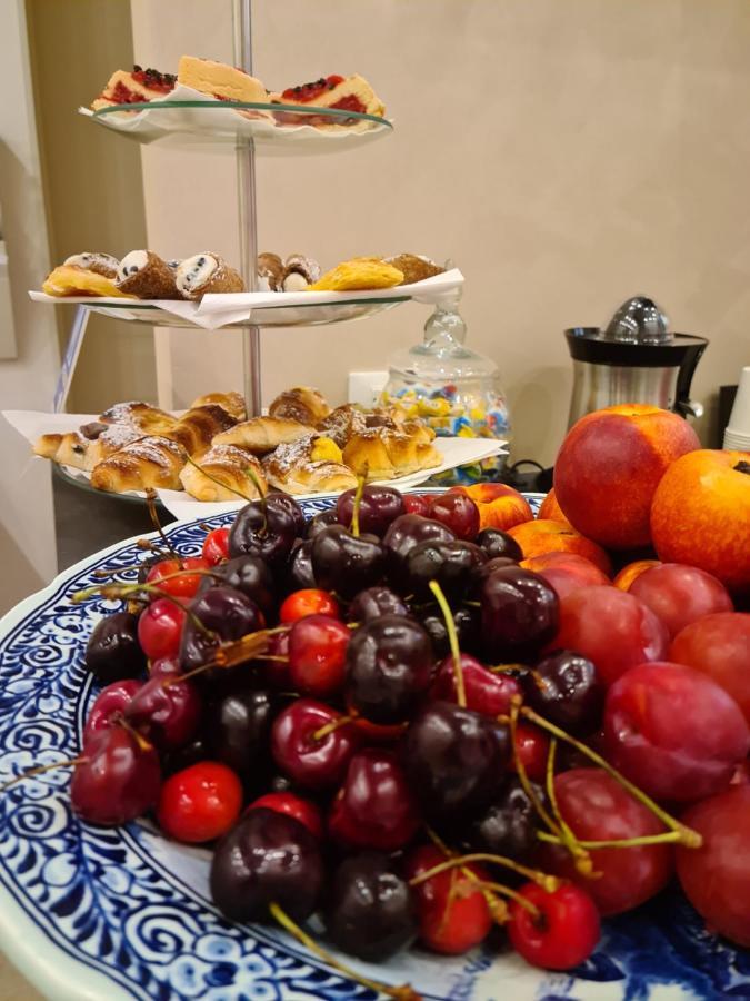Mama Tita Rooms And Breakfast Palermo Exterior foto