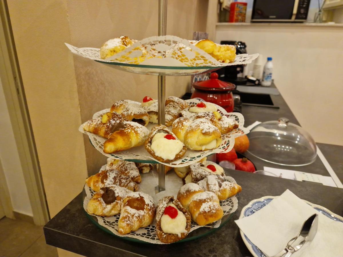 Mama Tita Rooms And Breakfast Palermo Exterior foto