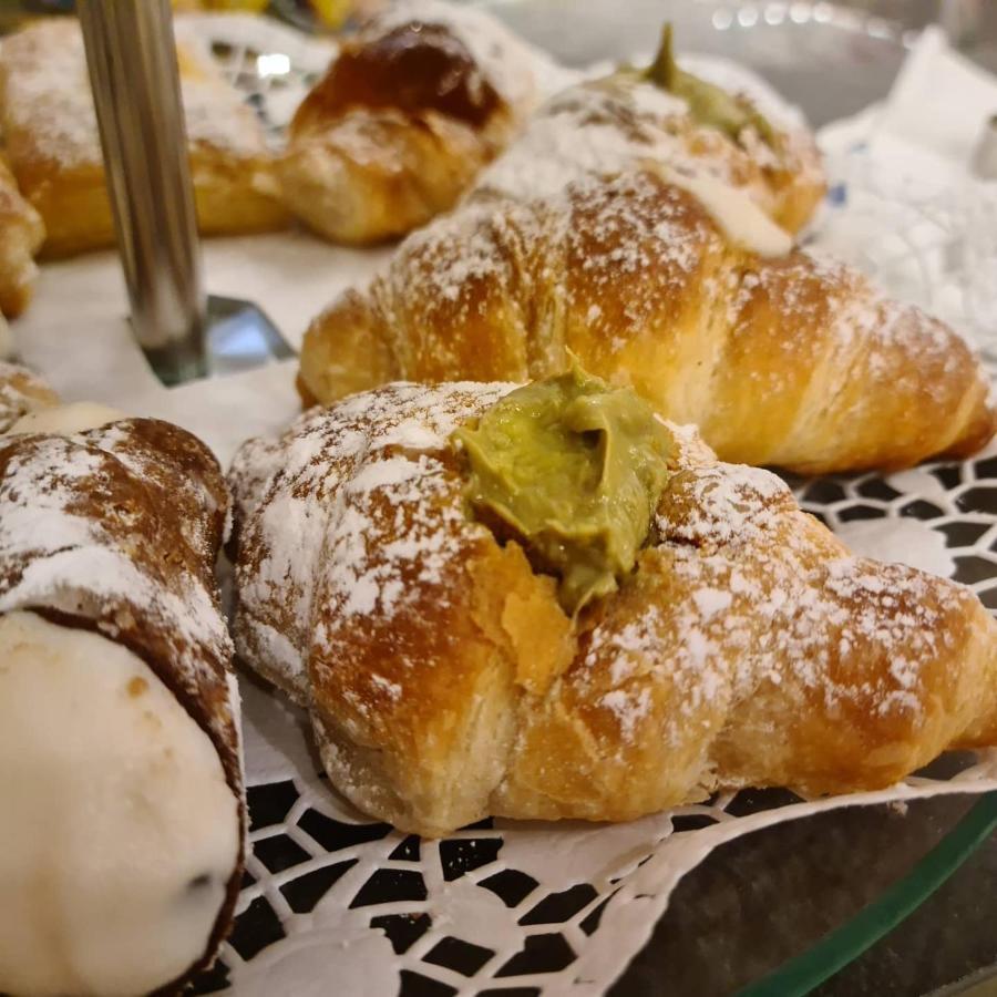 Mama Tita Rooms And Breakfast Palermo Exterior foto